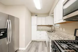 1905 Houghton Rd, Dallas, TX 75217 - Photo 8