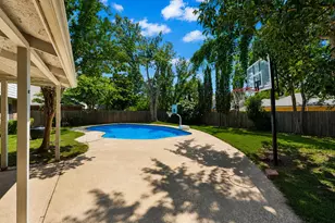 4138 Mapleridge Dr, Grapevine, TX 76051 - Photo 6
