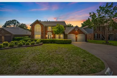 4138 Mapleridge Drive, Grapevine, TX 76051 - Photo 2