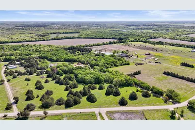 821 Ewing Road, Ferris, TX 75125 - Photo 34
