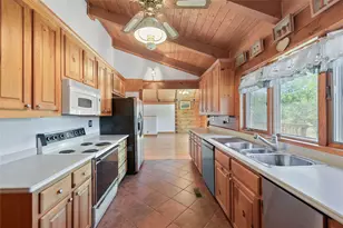 821 Ewing Rd, Ferris, TX 75125 - Photo 6