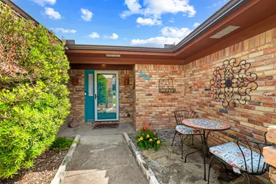 224 Overcrest Drive, Benbrook, TX 76126 - Photo 4
