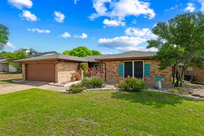 224 Overcrest Drive, Benbrook, TX 76126 - Photo 2