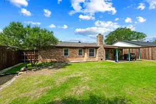 224 Overcrest Dr, Benbrook, TX 76126 - Photo 32