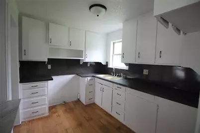 102 San Saba Avenue, Benbrook, TX 76126 - Photo 22