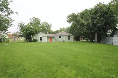 102 San Saba Avenue, Benbrook, TX 76126 - Photo 32