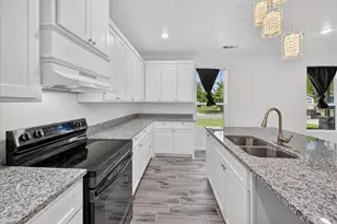 2902 Walnut St, Greenville, TX 75401 - Photo 8