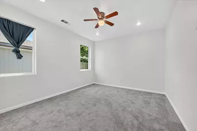 2902 Walnut Street, Greenville, TX 75401 - Photo 12