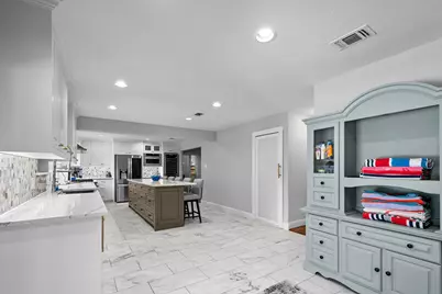3621 Welwyn Way Drive, Bedford, TX 76021 - Photo 6