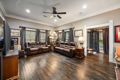 1025 W Main Street, Waxahachie, TX 75165 - Photo 6