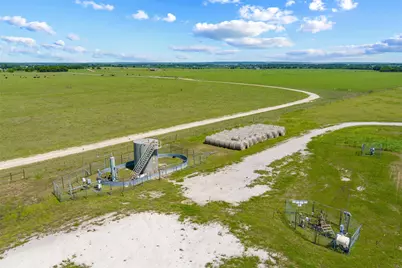 9817 County Road 408, Grandview, TX 76050 - Photo 24