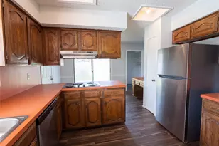 3701 Westminster Dr, Carrollton, TX 75007 - Photo 12