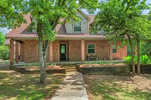 8000 Walnut Dr, Alvarado, TX 76009 - Photo 1