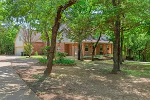 8000 Walnut Dr, Alvarado, TX 76009 - Photo 2