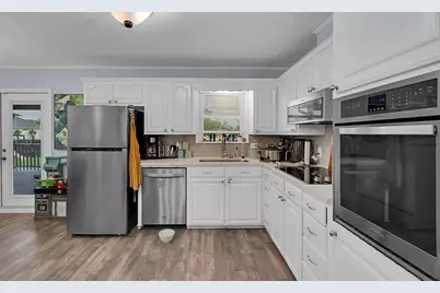 902 S Avenue L, Clifton, TX 76634 - Photo 8