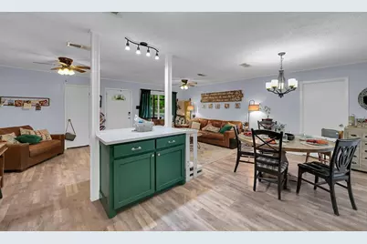 902 S Avenue L, Clifton, TX 76634 - Photo 10