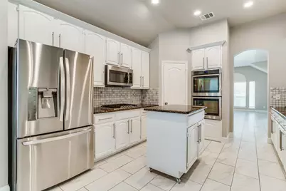 7006 Woodsprings Drive, Garland, TX 75044 - Photo 6