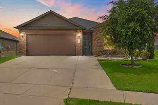 103 Alamo Way, Venus, TX 76084 - Photo 2