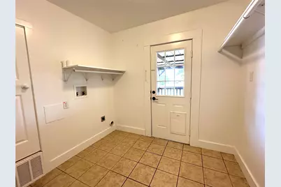 101 N Berry Street, Sanger, TX 76266 - Photo 22