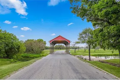 1645 White Bluff Drive, Whitney, TX 76692 - Photo 2
