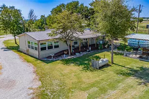 1673 Co Rd 407, Stephenville, TX 76401 - Photo 36