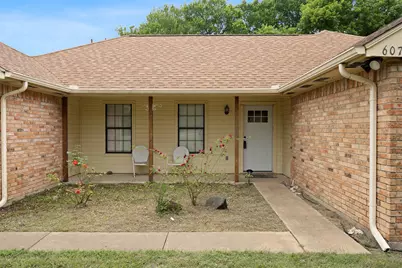 607 Lark Lane, Oak Leaf, TX 75154 - Photo 6