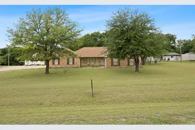 607 Lark Lane, Oak Leaf, TX 75154 - Photo 2