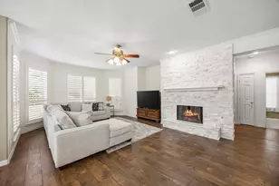 113 Bob White Ct, Rockwall, TX 75087 - Photo 2