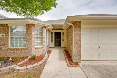736 Cardinal Drive, Saginaw, TX 76131 - Photo 4