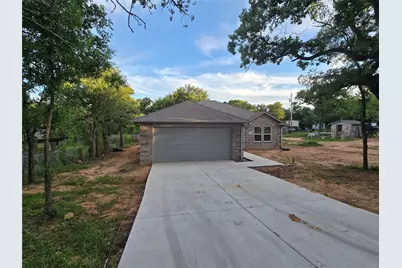 203 NW 32nd Street, Mineral Wells, TX 76067 - Photo 1