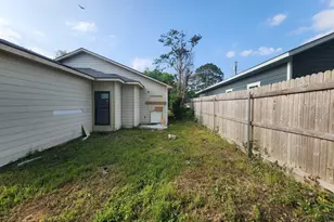 2802 Brigham Ln, Dallas, TX 75215 - Photo 24