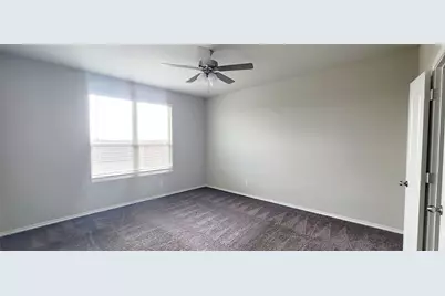933 Ravenwood Lane, Van Alstyne, TX 75495 - Photo 6