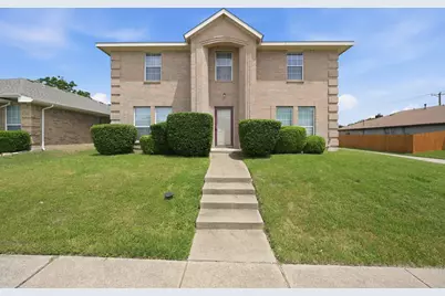 1308 Arbordale Court, Lancaster, TX 75134 - Photo 2