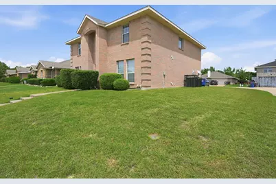 1308 Arbordale Court, Lancaster, TX 75134 - Photo 4