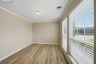 1308 Arbordale Ct, Lancaster, TX 75134 - Photo 8
