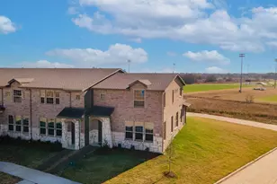 3201 Solana Cir, Denton, TX 76207 - Photo 2