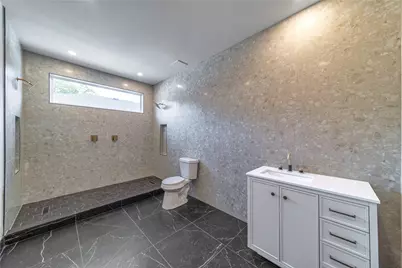 438 Bonnie View Road, Dallas, TX 75203 - Photo 28