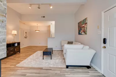 2100 Randy Snow Road #412, Arlington, TX 76011 - Photo 10