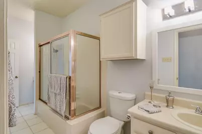 2100 Randy Snow Road #412, Arlington, TX 76011 - Photo 16