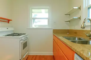 901 Gregg St, Denton, TX 76201 - Photo 12