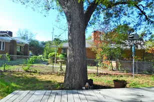 901 Gregg St, Denton, TX 76201 - Photo 18