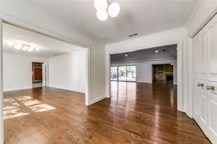 5543 Winston Ct, Dallas, TX 75220 - Photo 4