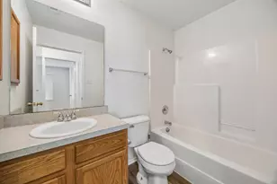1001 Crane Cir, Saginaw, TX 76131 - Photo 20