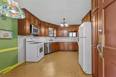 611 N Avenue Q, Clifton, TX 76634 - Photo 6