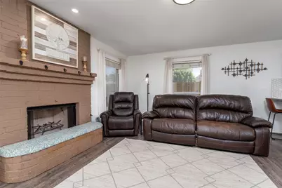 2802 Garden Oaks Place, Grand Prairie, TX 75052 - Photo 10
