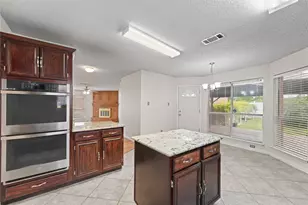 1521 Curtis Ln, Cedar Hill, TX 75104 - Photo 6