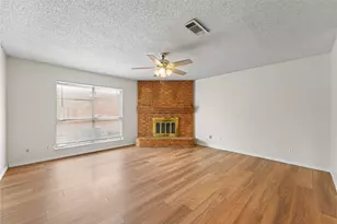 1521 Curtis Ln, Cedar Hill, TX 75104 - Photo 8