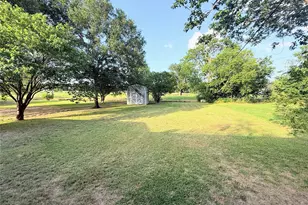 1111 Joel St, Groesbeck, TX 76642 - Photo 34