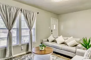 2605 Mockingbird Ln, Greenville, TX 75402 - Photo 2