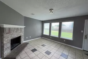 7938 Christian Ct, Dallas, TX 75237 - Photo 2